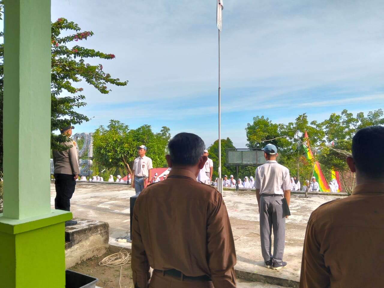 PROGRAM PENGHIJAUAN DARI POLRES ROKAN HULU 2025